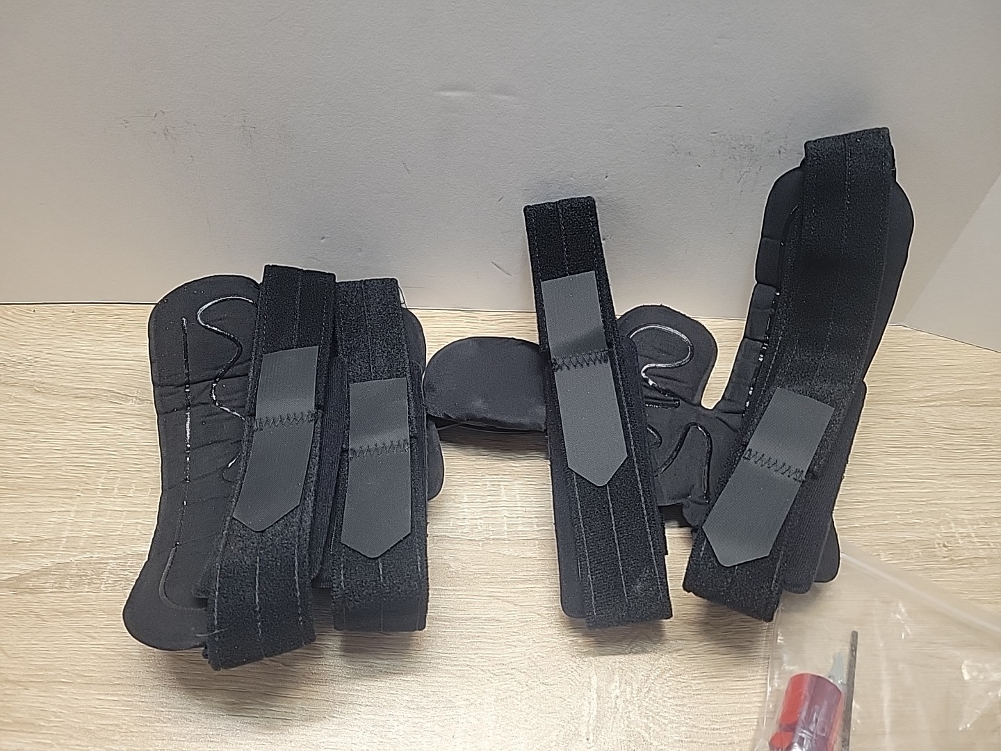 Aryse AY-43-R OA Adjustable Knee Brace – Universal Right Health Rehab W/ Tools