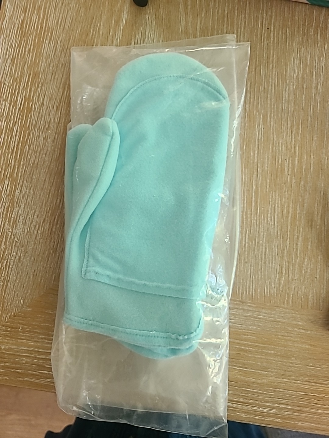 Earth Therapeutics True To Live Moisturizing Hot Or Cold Arthritis Care Mittens