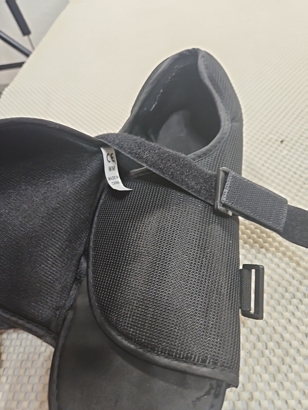 Surgery Shoe Post-Op Recovery Medium Men 9-11 Women 10.5-12.5 Universal Fit