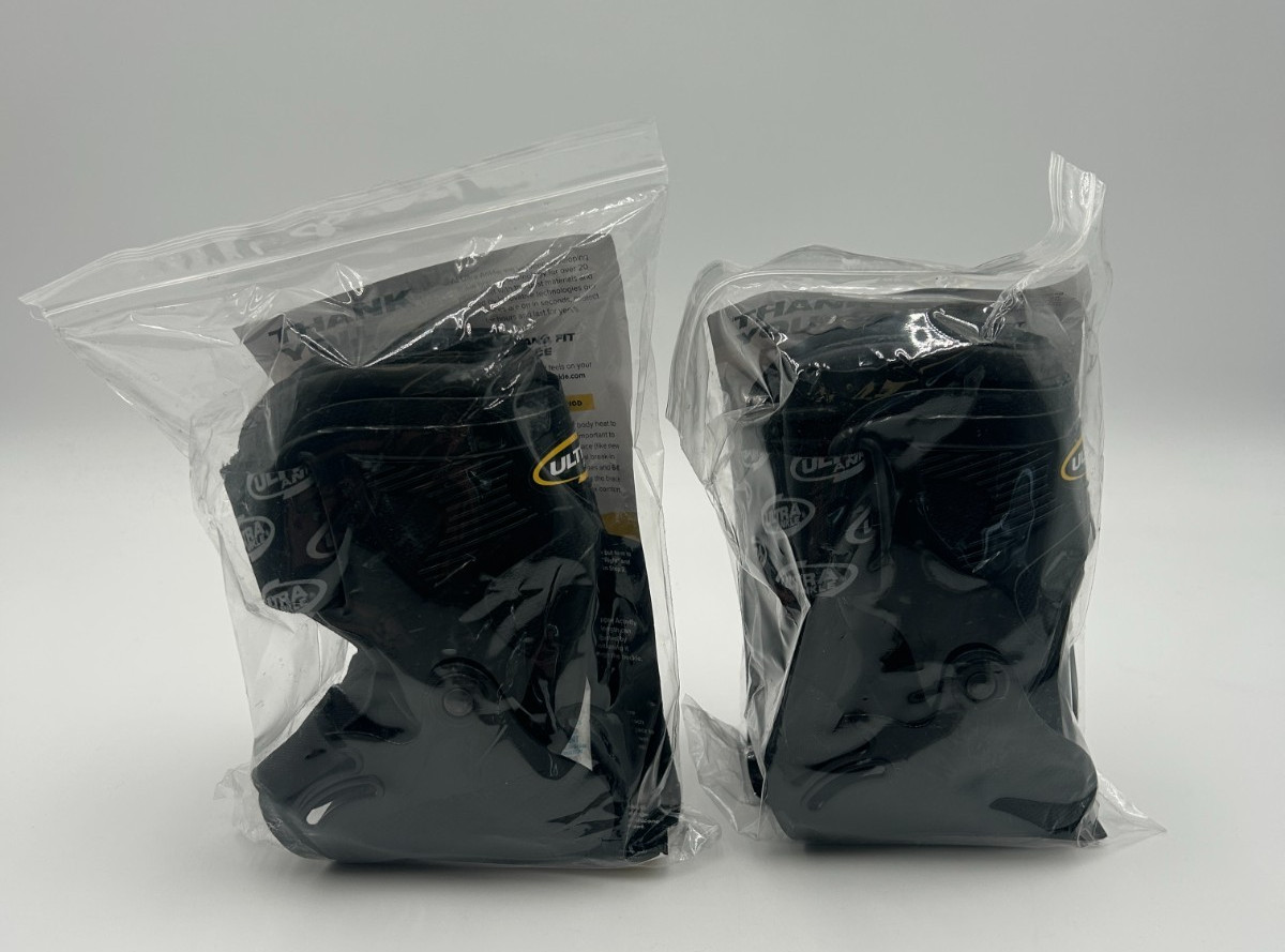 Lot of 2 Ultra Zoom Ankle Brace, Fits Either Ankle, S/M Black