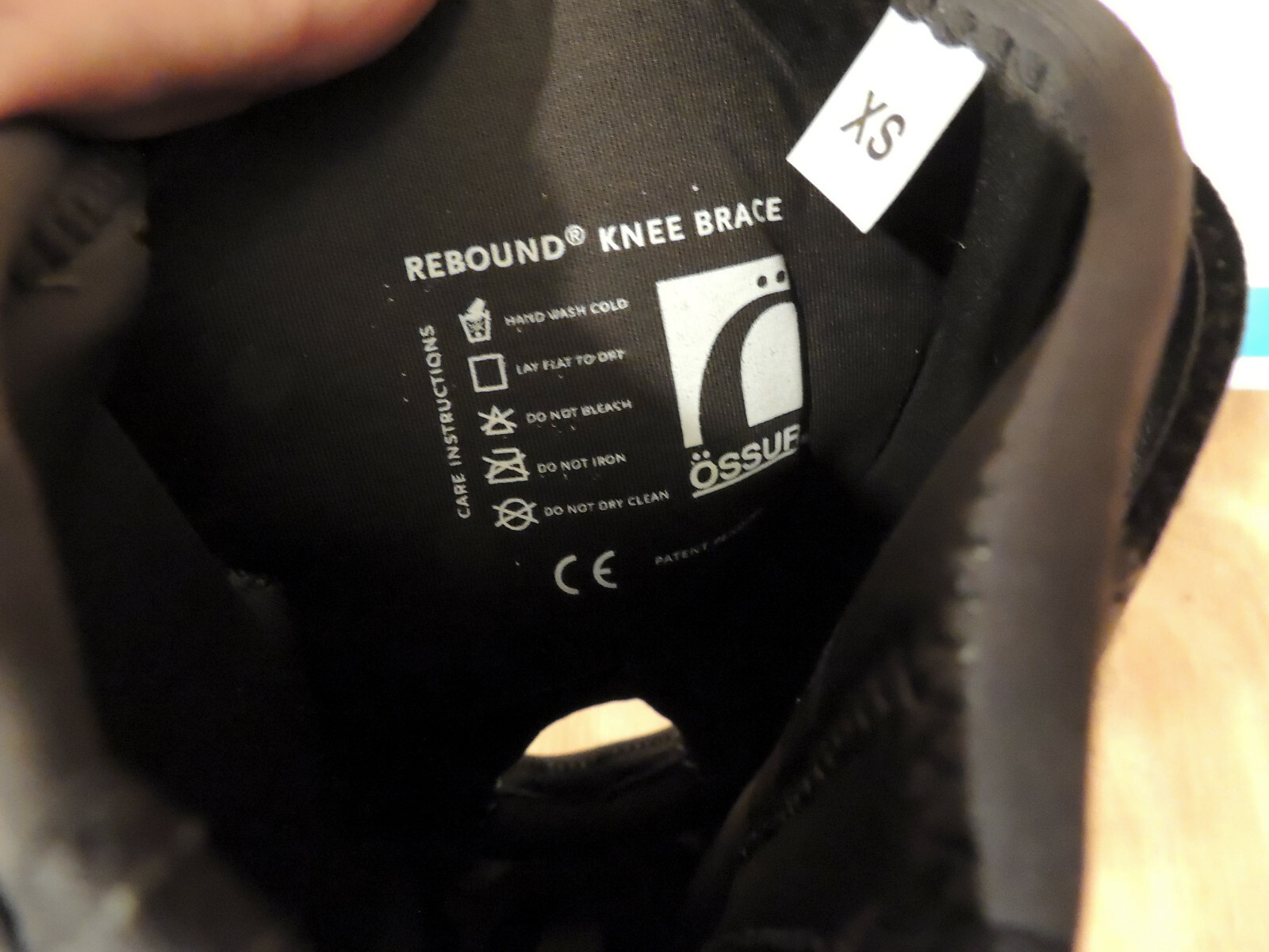 NEW OSSUR Rebound dbl Poly-Hinge Sleeve Knee Brace 704052, XS Open Patella