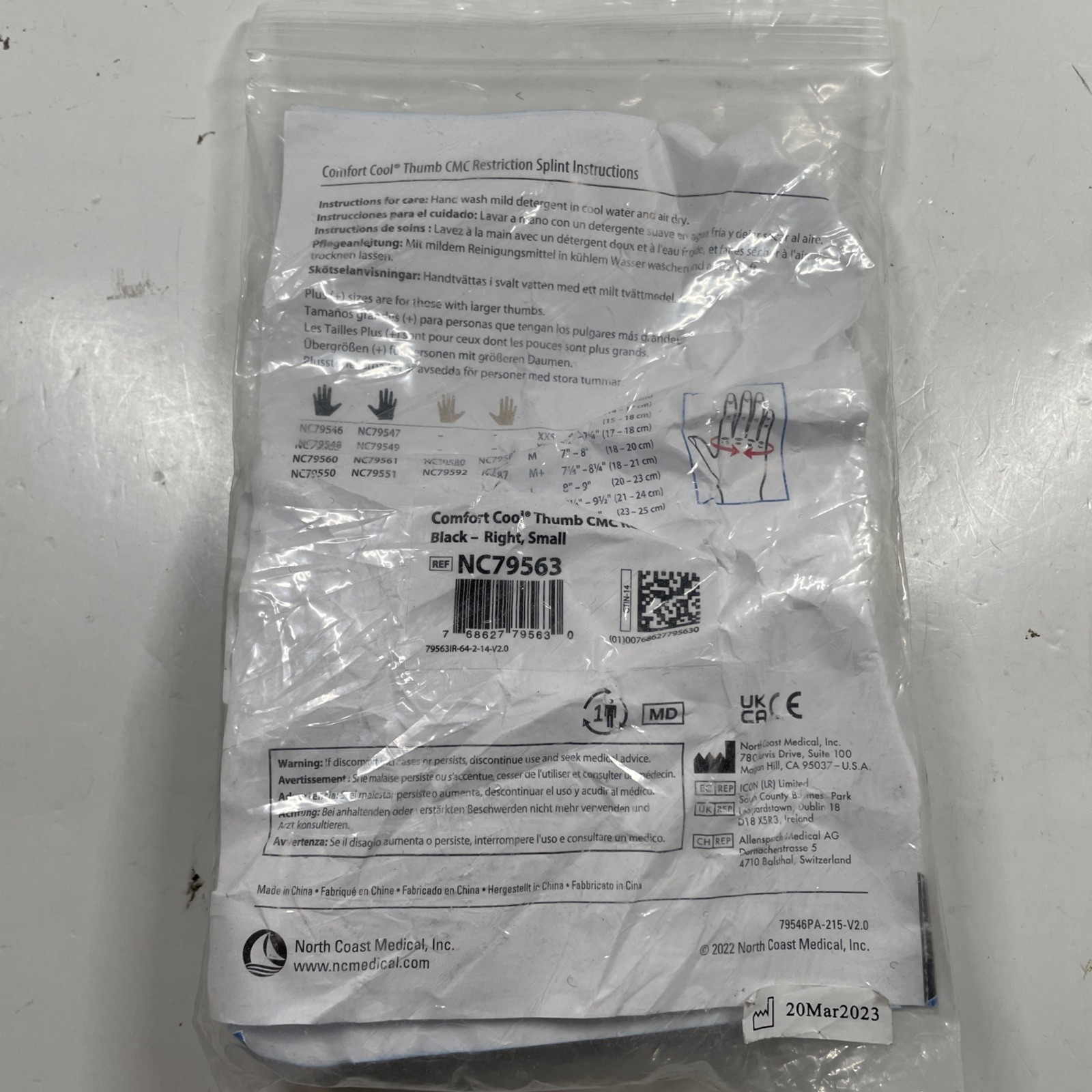 NEW Comfort Cool Thumb CMC Restriction Splint BLACK RIGHT SMALL NC79563
