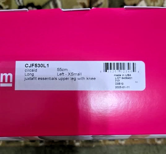 NIB – Medi Circaid Juxtafit Essentials Upper Leg with Knee – LEFT XSMALL