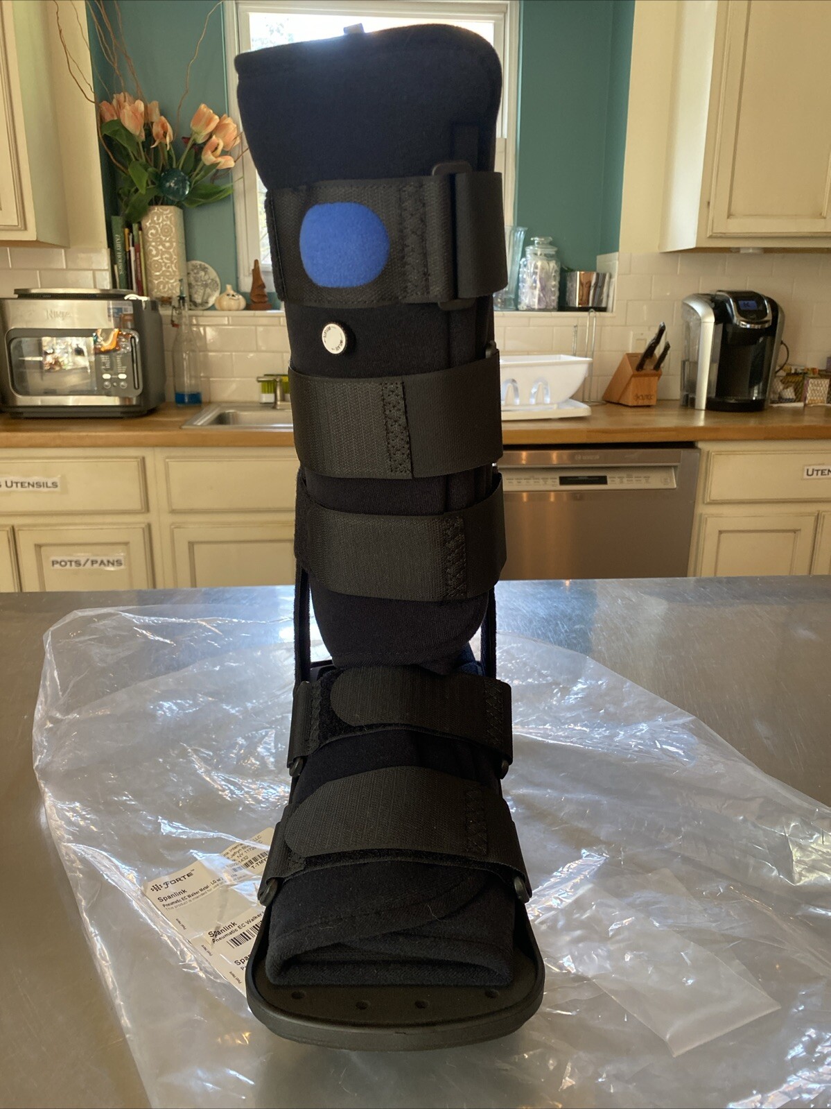 Inflatable Ankle Cast with Side Splints – Size Large-Spanlink Forte