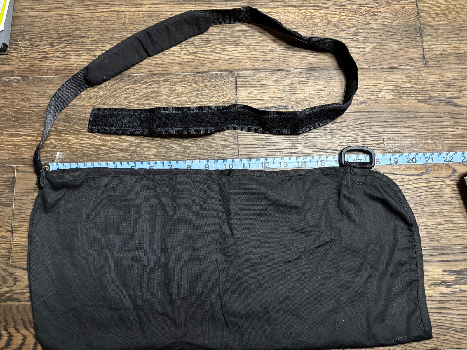 Arm Sling Support with Adjustable Strap & Hook-and-Loop Closure – Black