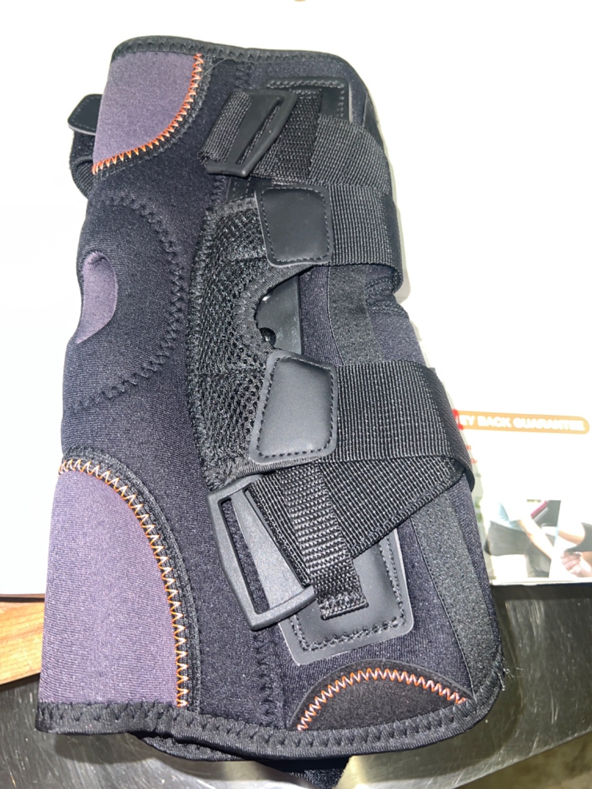 Omples Knee Brace small new in box black