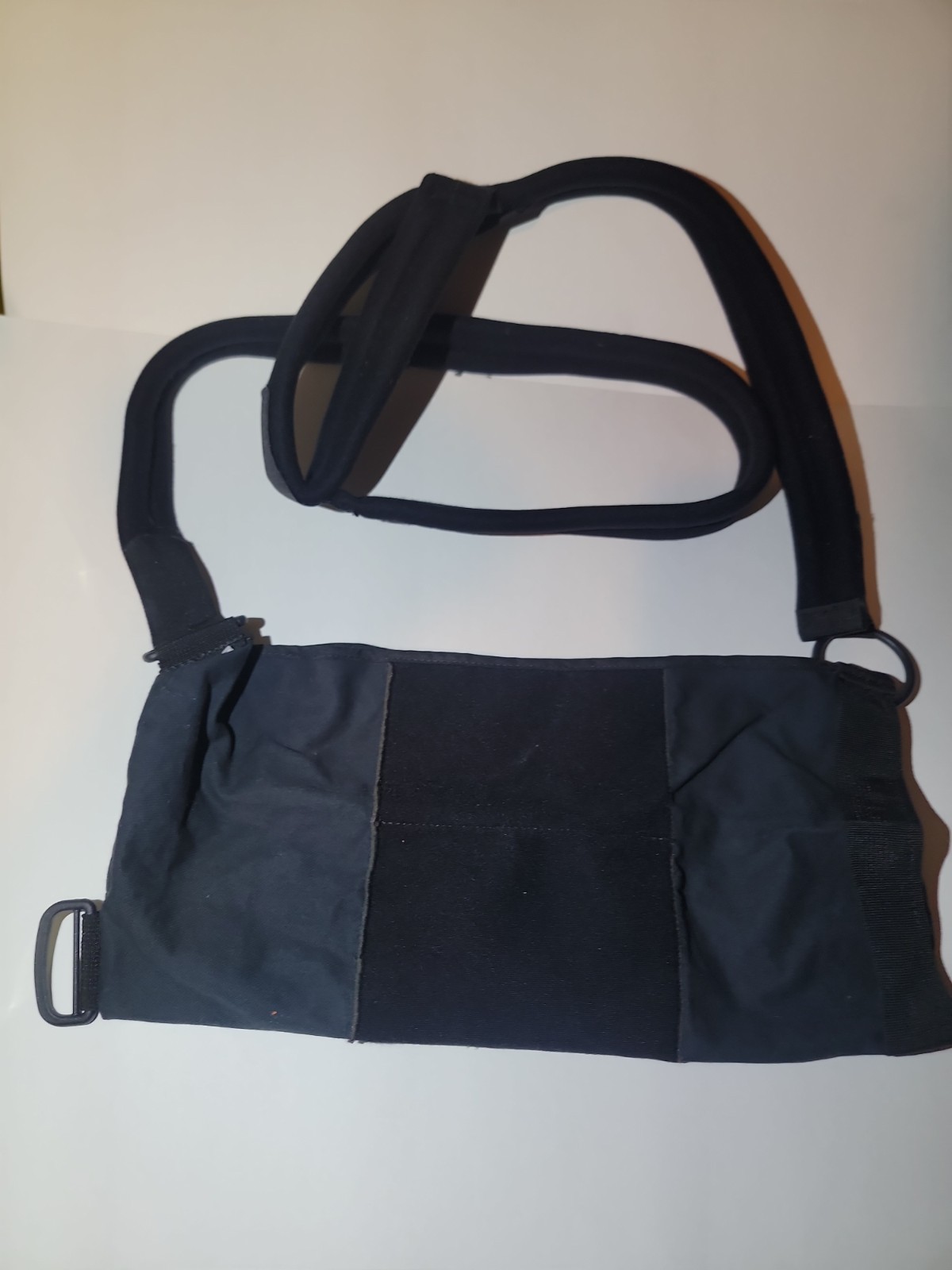 Arm Sling Sport – Lightweight, Breathable Medical Sling for Broken & Fractured B