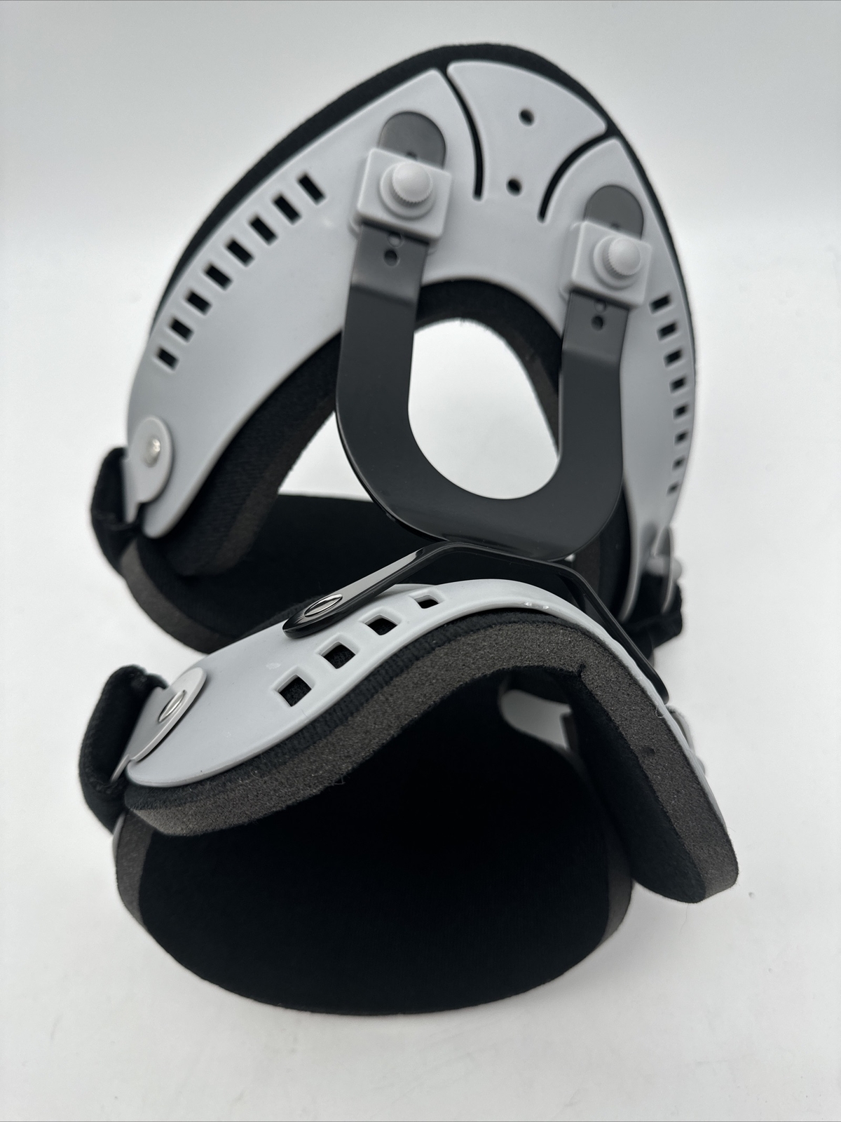 ISO Preferred Cervical Neck Collar Brace Support Univeral One Size ISO-NE368