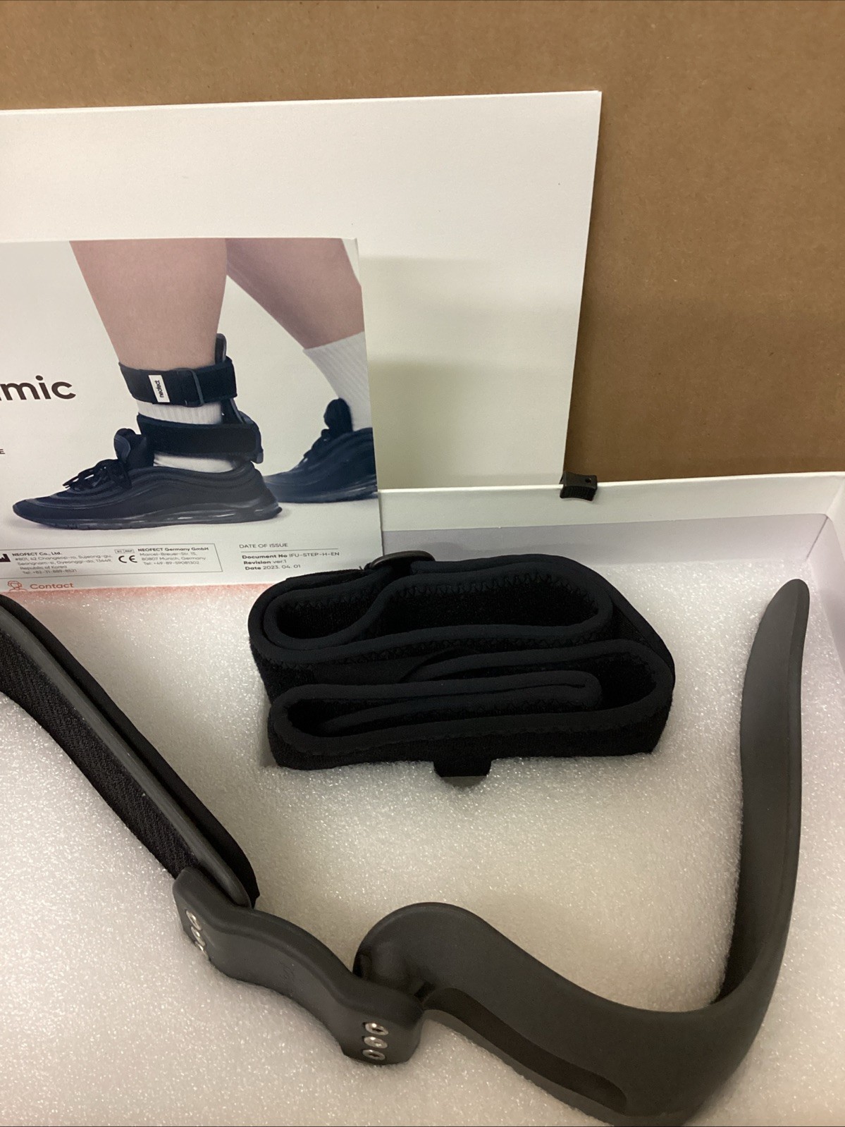 Neofect STEP Medium Right AFO Foot Drop Brace, Drop Foot Brace for Walking