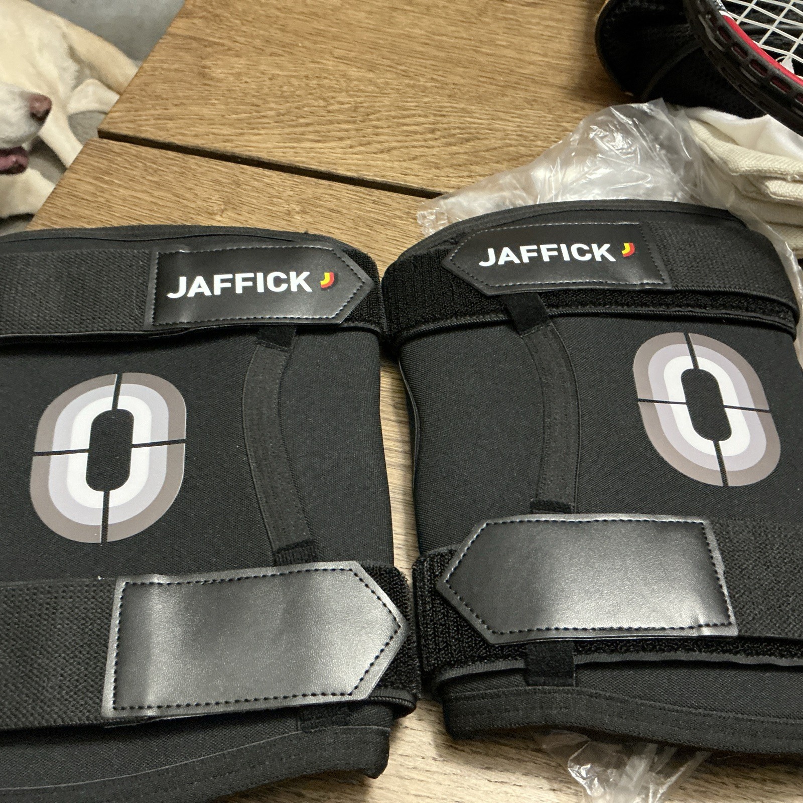 Jaffick Knee Sleeves (1 Pair),Double Layer Compression Braces Black – XL