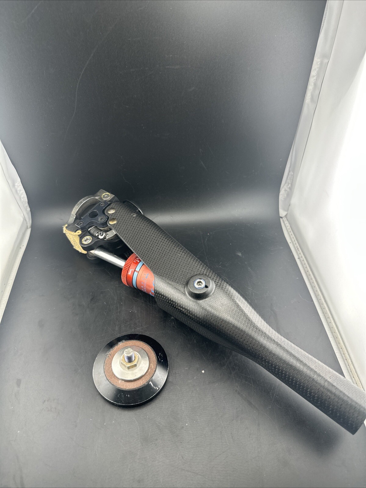 Endolite Blatchford Prosthetic Knee. Parts Only. Hydraulic Is Blown