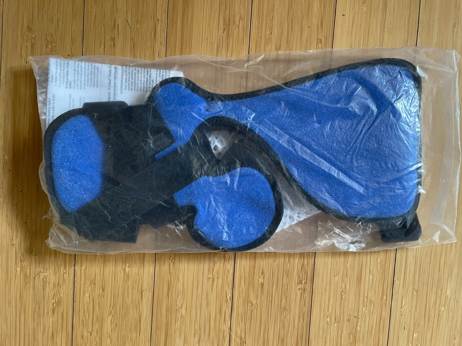 Rolyan Kwik-form functional resting splint, right, m/l 7-1/4″+ – Model A812702
