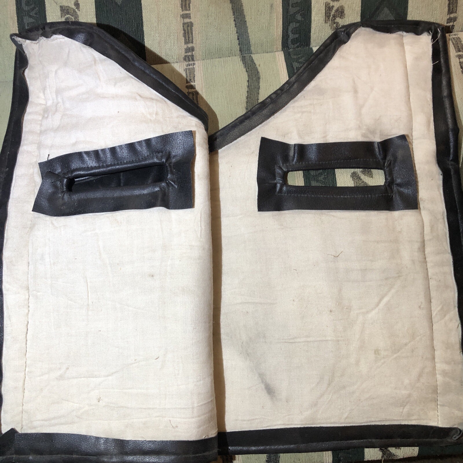 For the lower back, bind those in need. Warm leather blanket with a belt.
