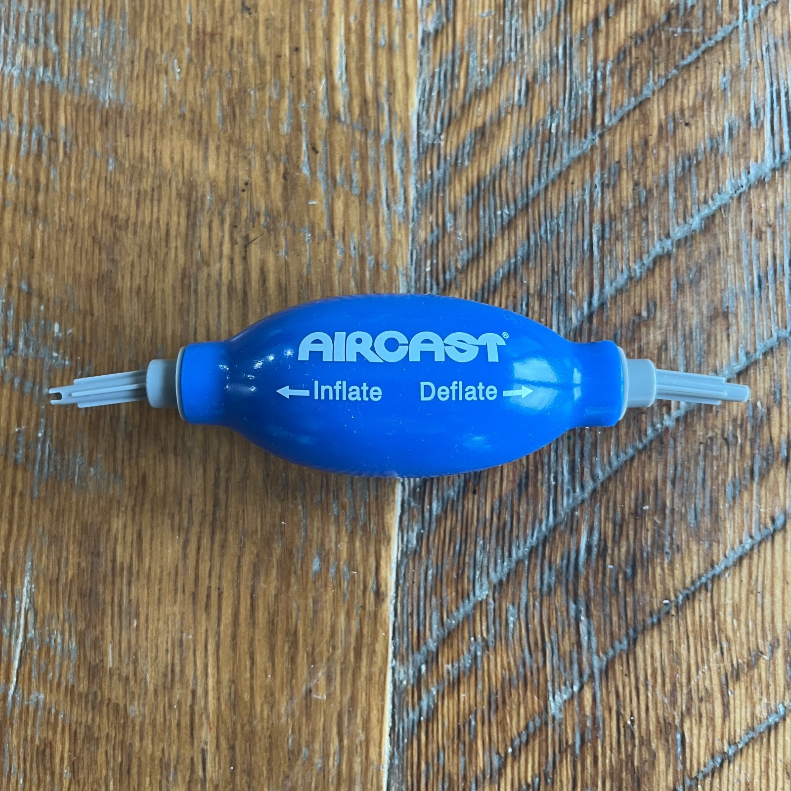 Aircast Air Boot Inflator Deflator Pump Squeeze Hand Bulb Inflate & Deflate GUC