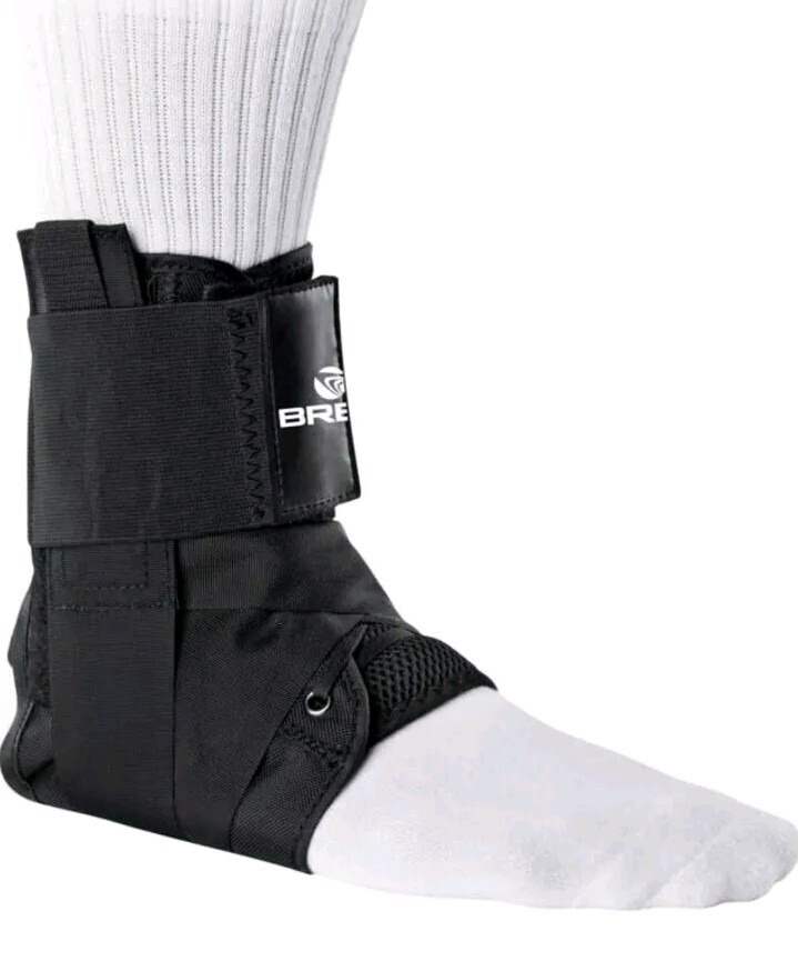 Breg Lace Up Ankle Brace with Stays Size M