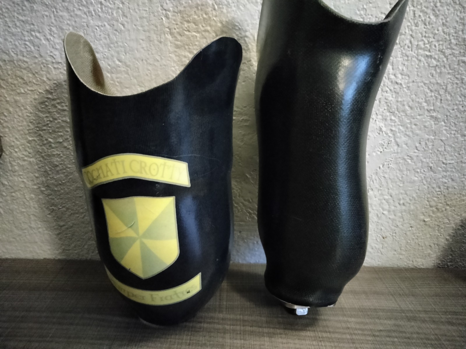 Vintage Prosthetic Knee Leg Joint ~ Prosthesis Parts ~ Latin Decal “Crotty Kin..
