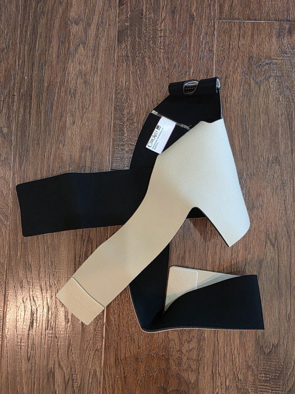Medi Circaid Customizable Interlocking Ankle Wrap CFW5S003 Compression Support