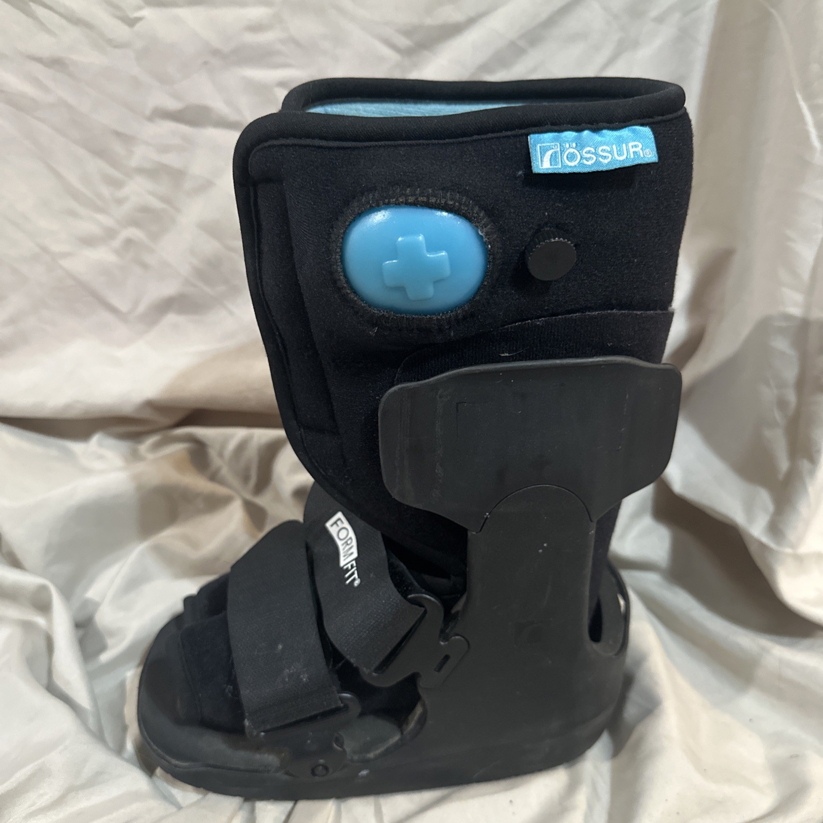 Ossur Pediatric Boot For Keeping Your Ankle Immobile Size XS- Needs cleaning