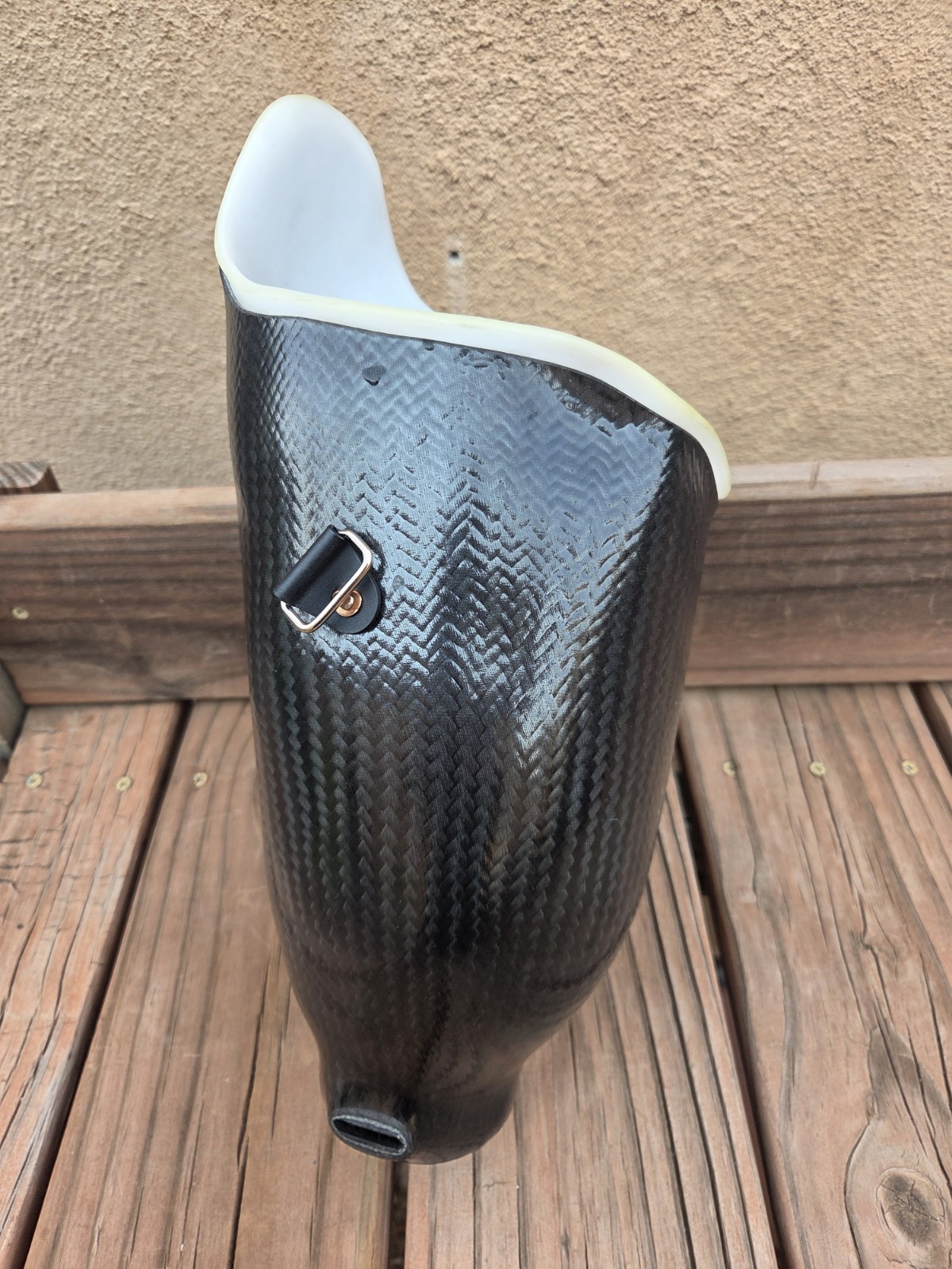 Right Above Knee Prosthetic Socket Carbon Fiber With Insert Not For Medical use