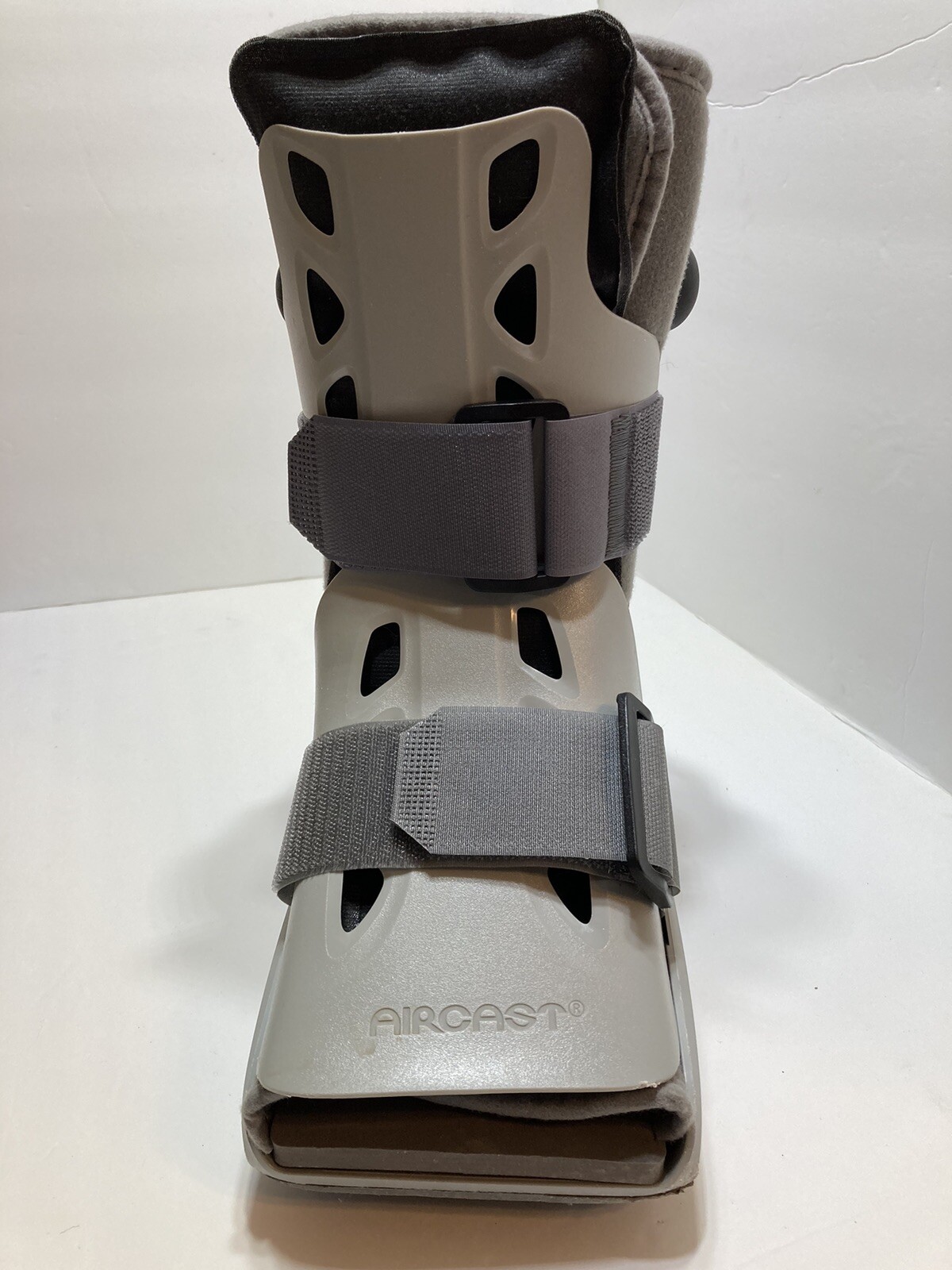 Aircast Soft Strike Foot Ankle Medium Walking Boot Built In Pumps