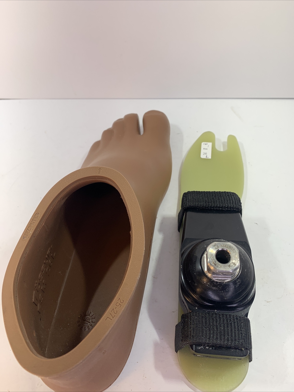 ossur Left k2 sensation prosthetic foot. category 1. size 26