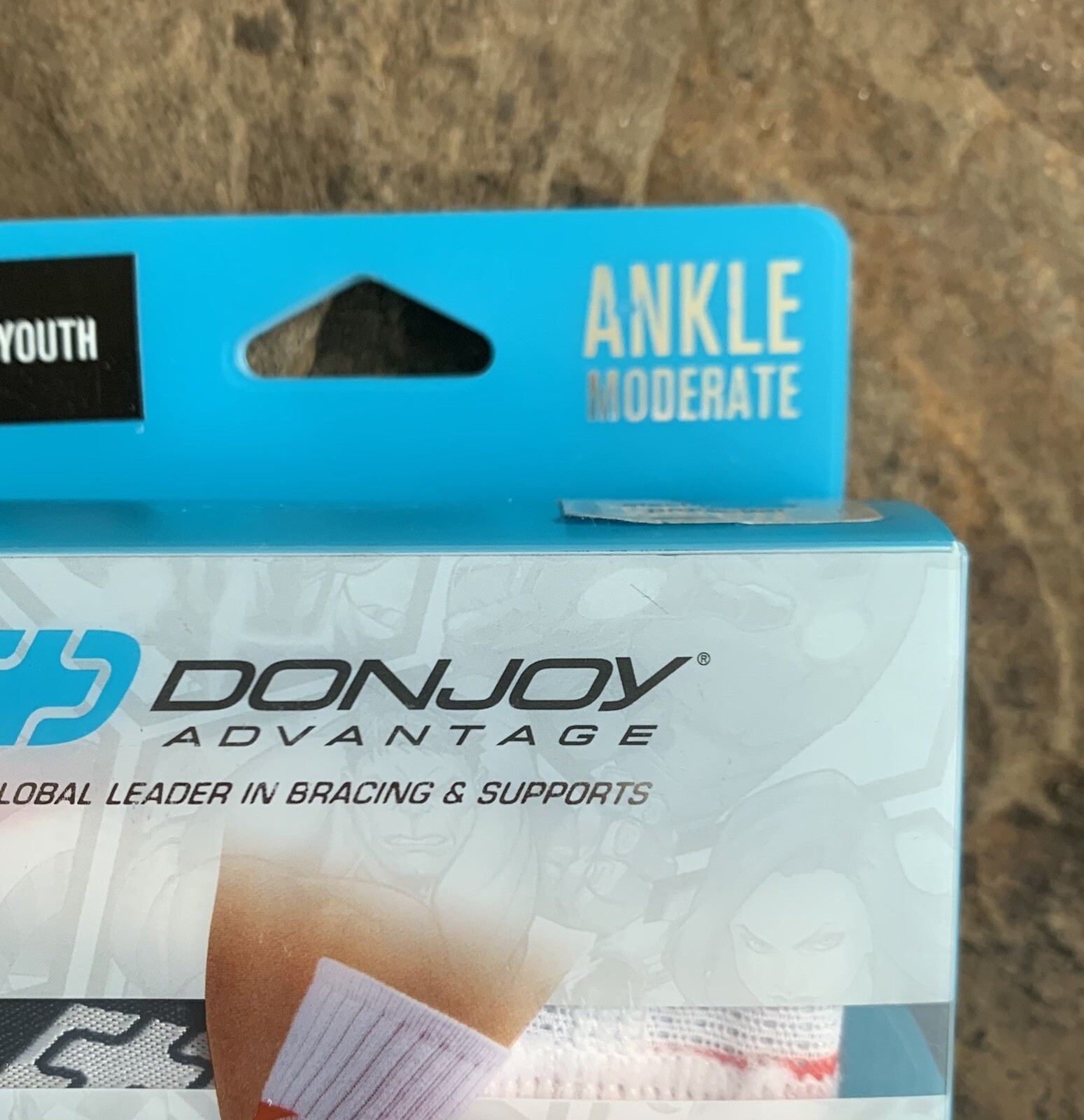 Donjoy Youth Captain America Figure-8 Ankle Support. New