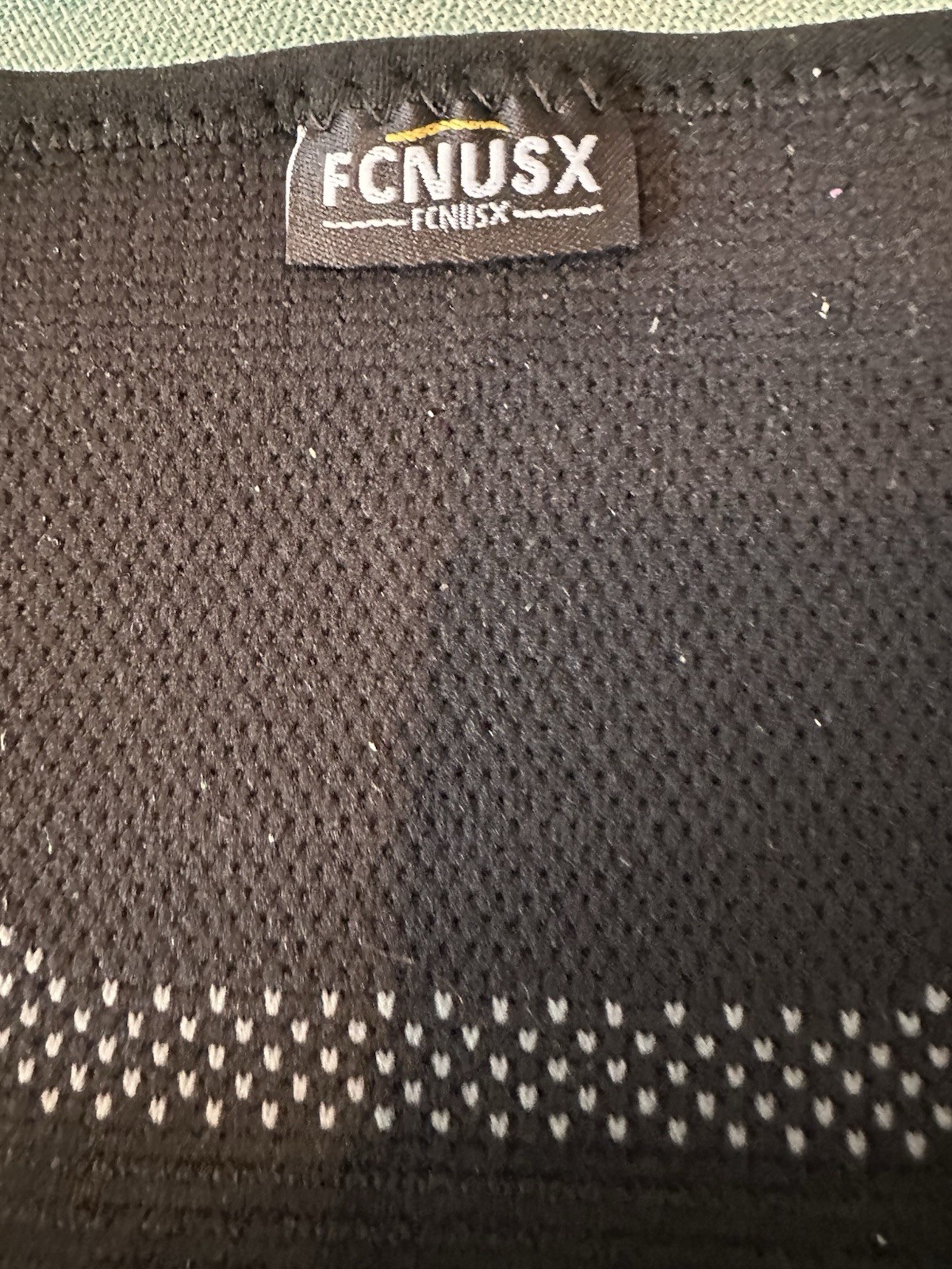 FCNUSX Elbow Braces Medium