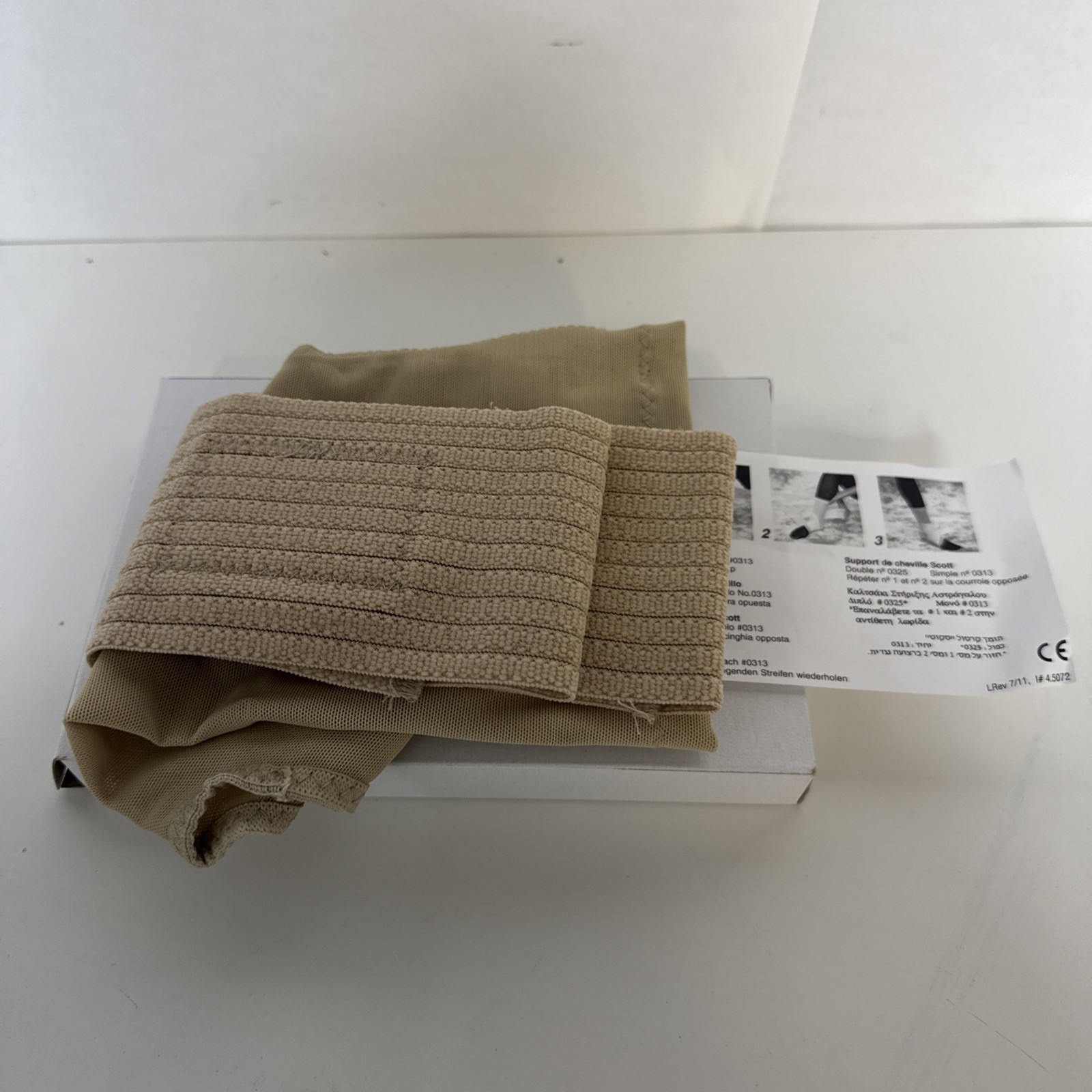 Scott Sport-Aid Double Strap Ankle Support-Beig new in box unisex Left/right XS