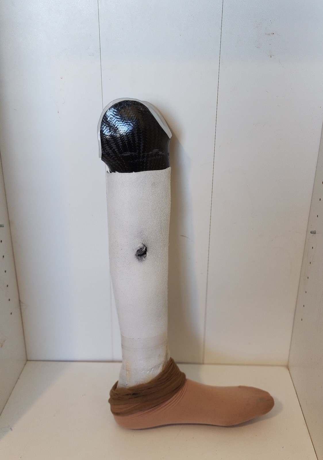 Prosthetic Leg w/ Carbon Fiber Socket & Artificial Foot, Beige Cover 24 in