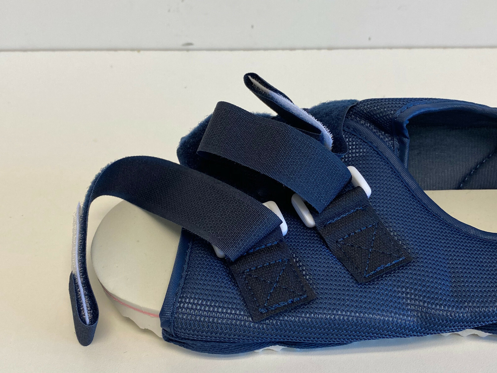 Lot of 2 ProCare Post OP Shoe Female – Medium 79-90195