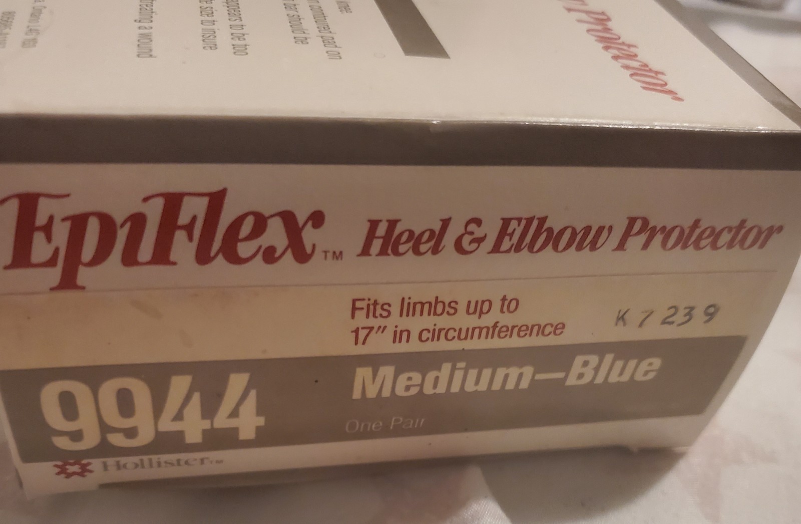 Hollister EpiFlex Heel & Elbow Protector Pads Pair 9944 Medium Up To 17″ Blue
