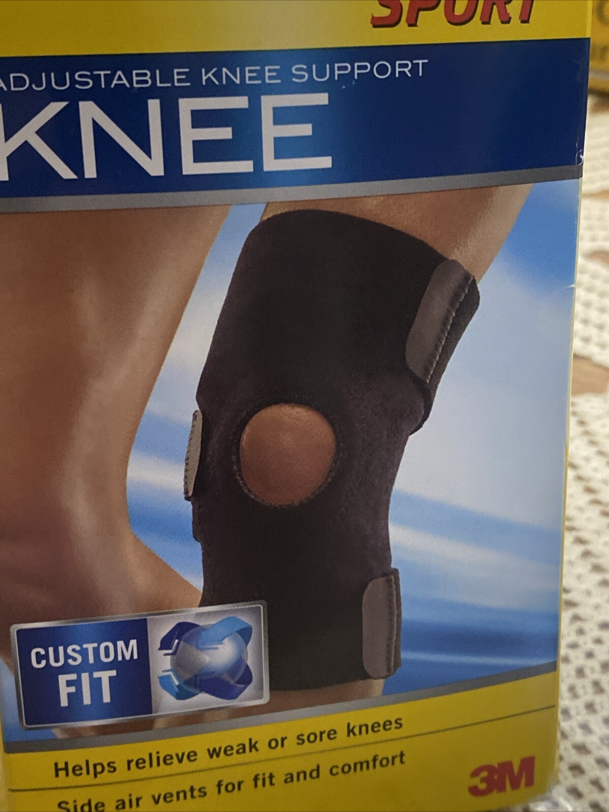 3M Futuro Sport Adjustable Knee Support – MODERATE Support Yellow Box 09039 NOB