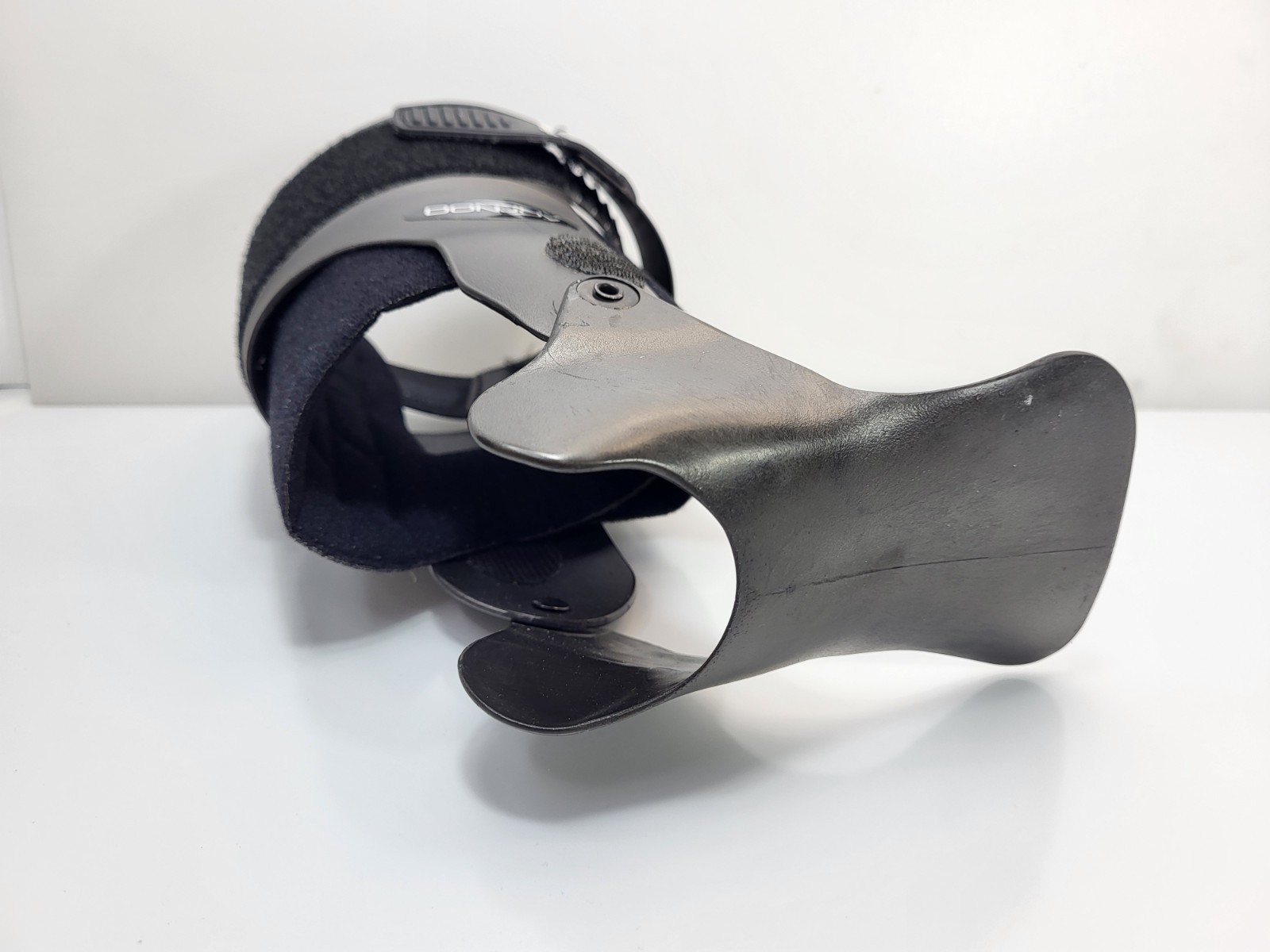 DONJOY Velocity Light Support Right Wide Small Black Ankle Support