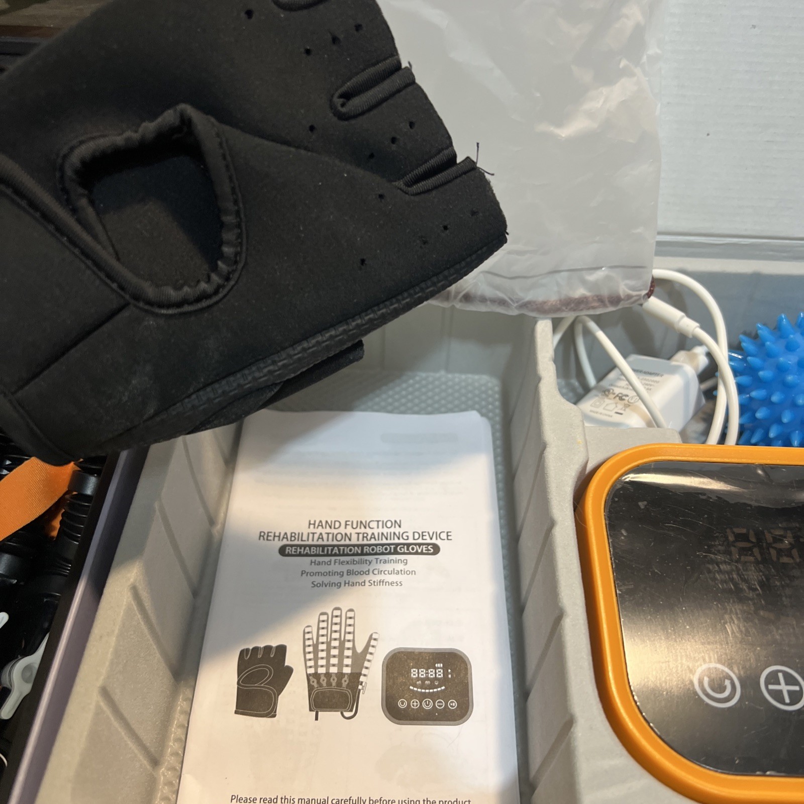 Hand Function Stroke Rehabilitation Robot Gloves Training Device (right Hand S)