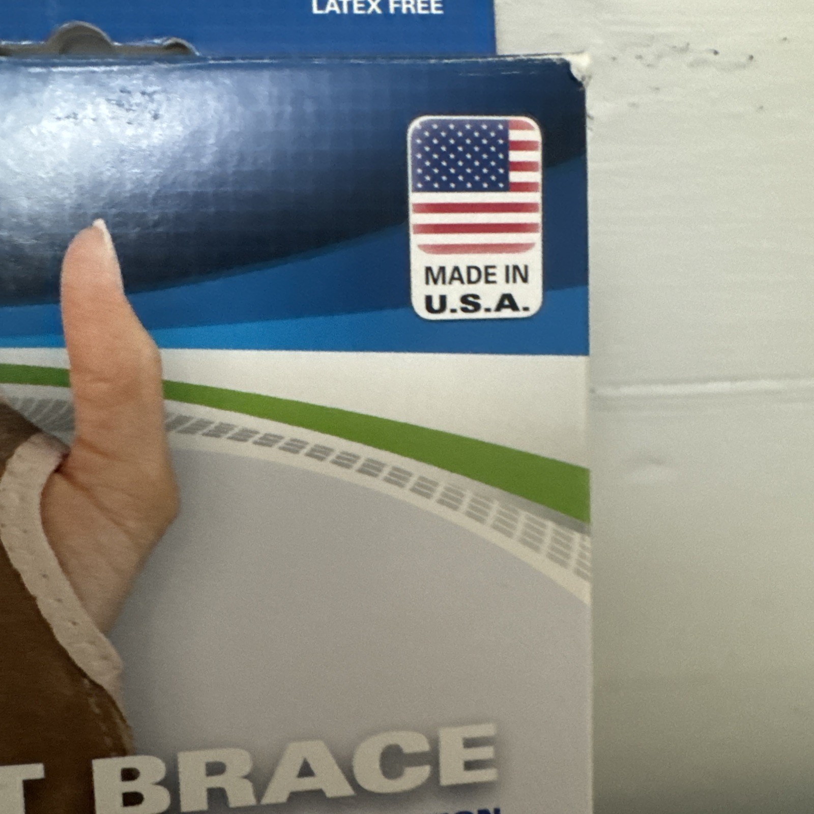 SportAid Medium Left Palm Stay Wrist Brace New
