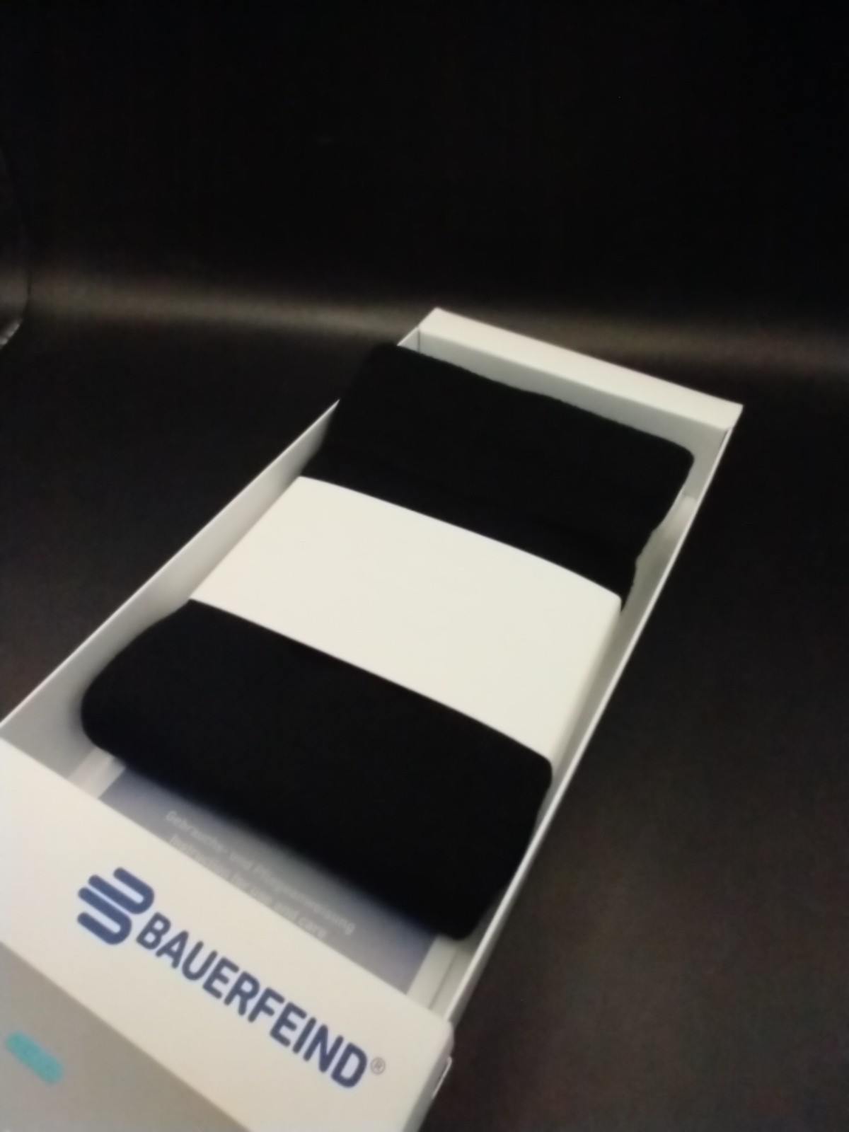 Bauerfeind Merino Wool Mix Compression Socks Size M Short – Black – New Open Box