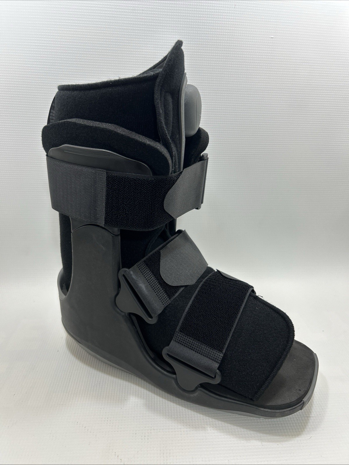 Breg Walking Boot Medium Black Air Pump CAM Walker Foot Ankle Brace
