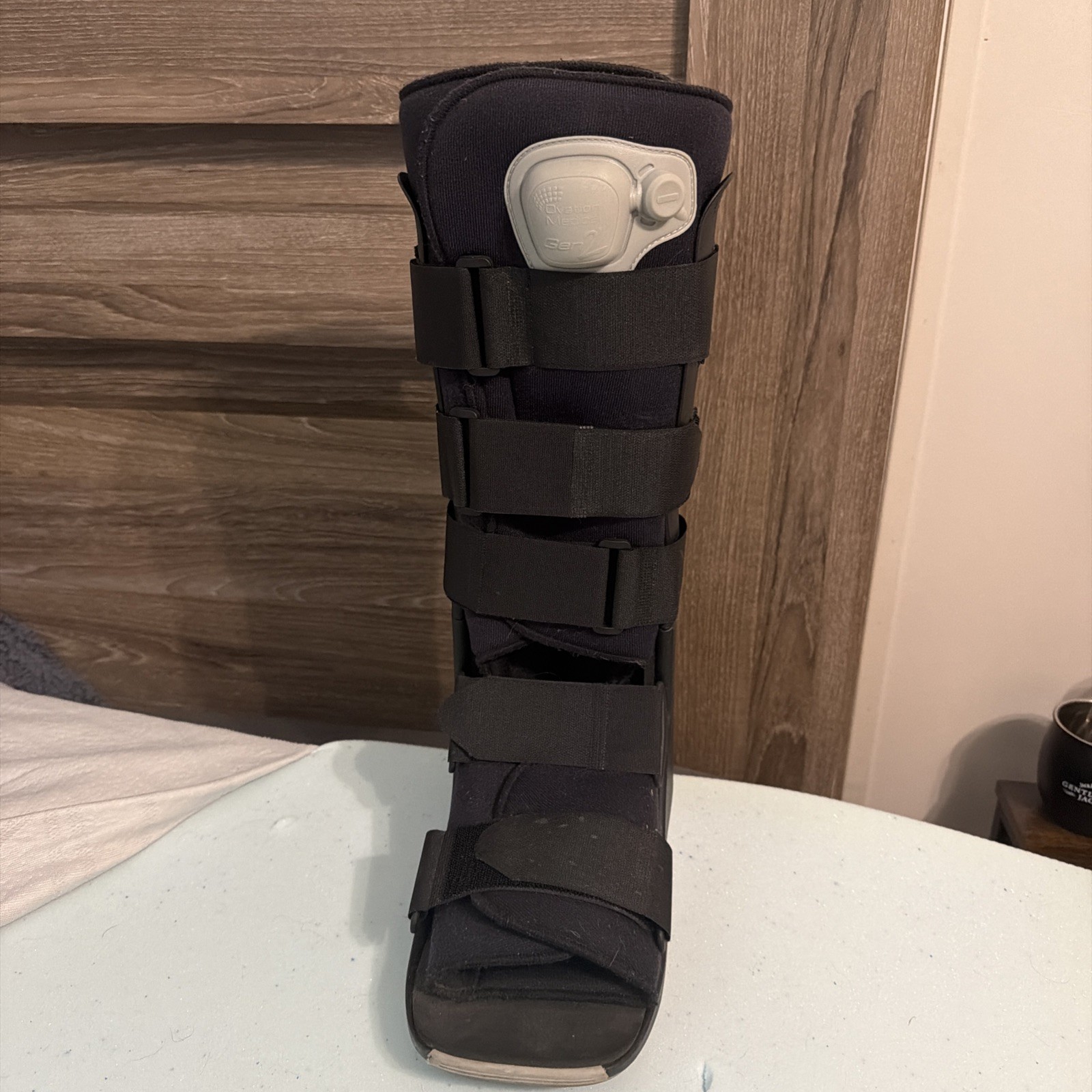 Ovation Medical Gen 2 Tall Walking Boot w/ pump – Large