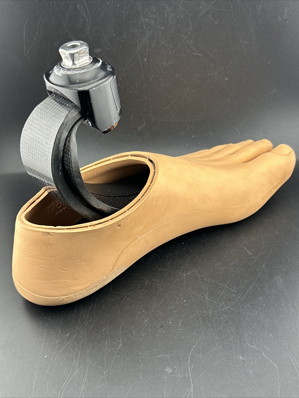 Left ossur pro-flex xc prosthetic foot. Size 29. Category 6.