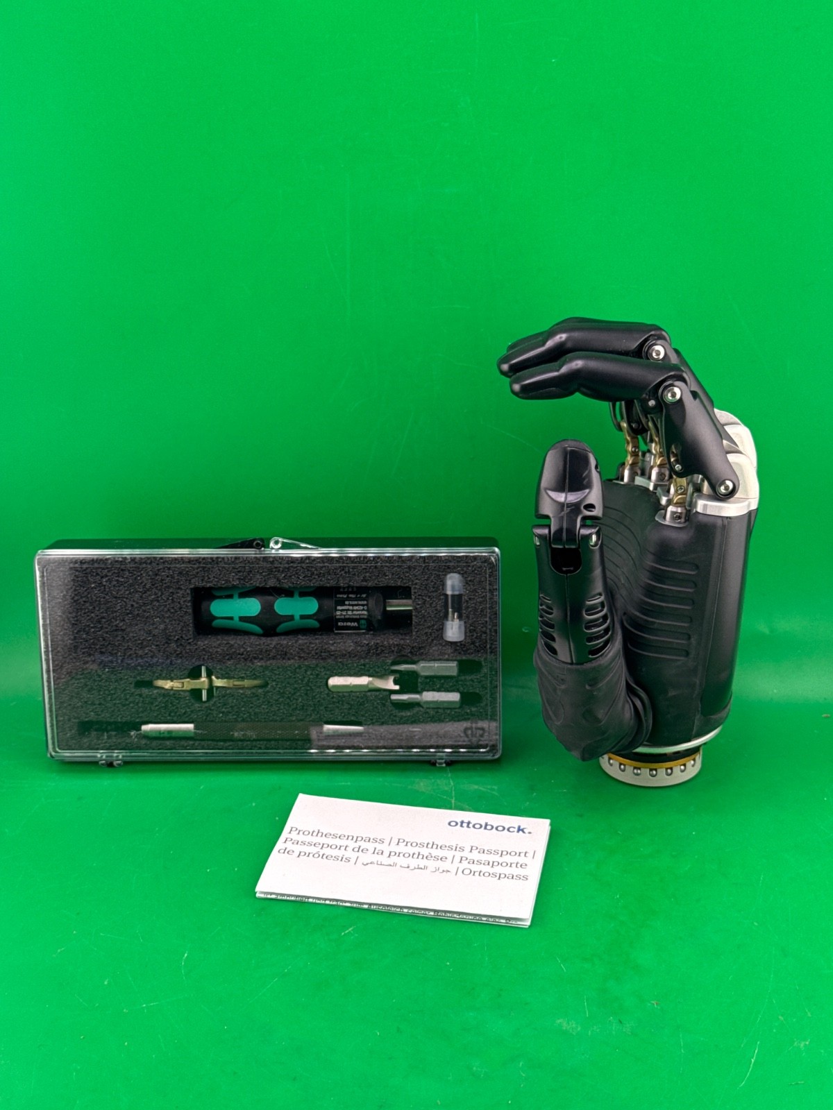 Ottobock Otto bock EQD bebionic 8e70=R-M prosthetic hand. New. Right. Size med.
