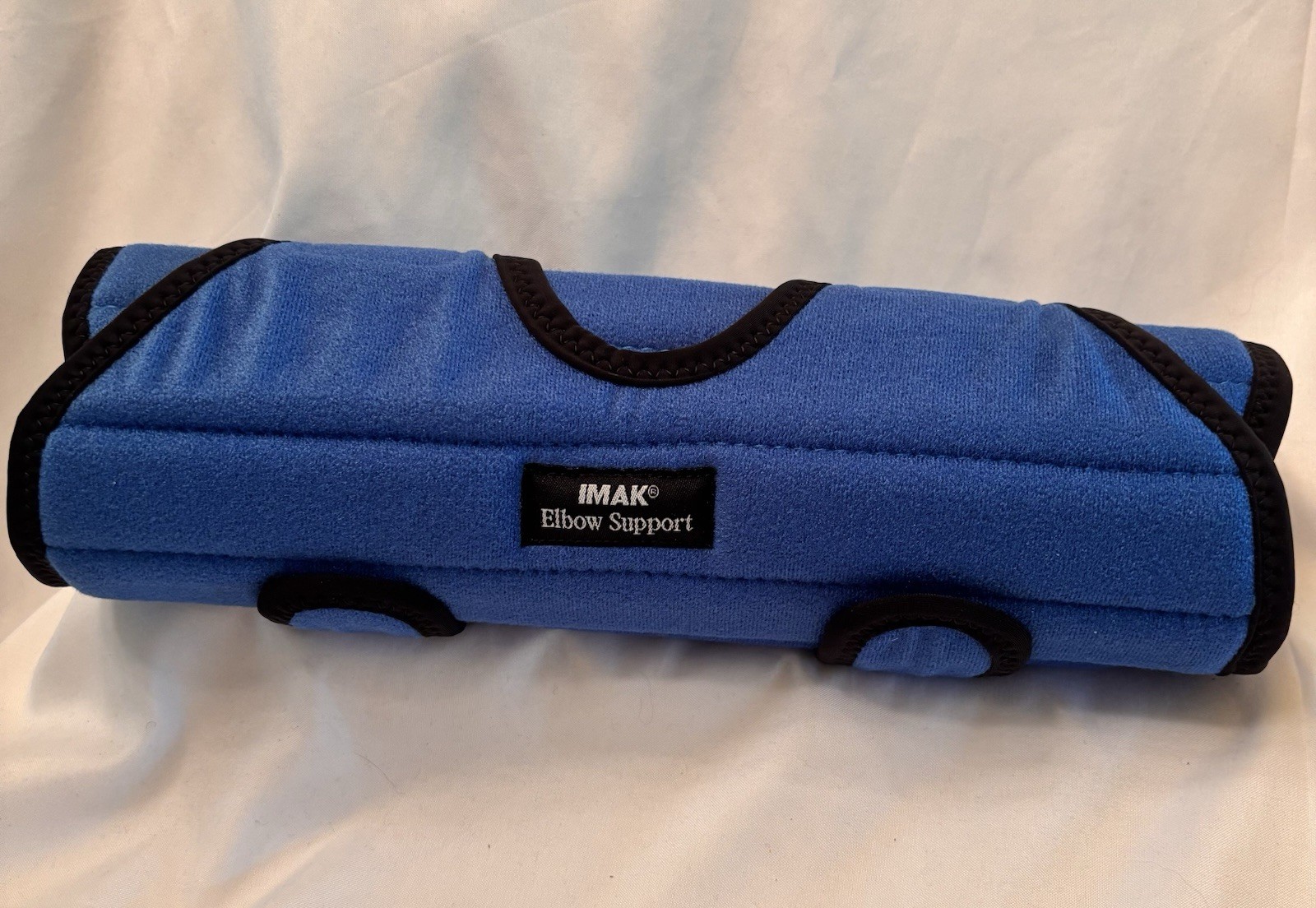 PROCARE IMAK Elbow Wrap – Universal Size- Dark Blue. New. Ref: 79-81190