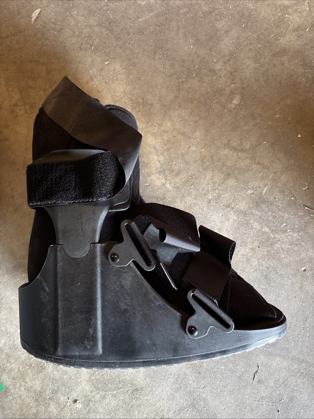 United Ortho Short Air Cam Walker Fracture Boot Extra Large Black XL NEW