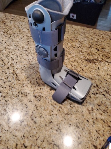 Aircast AirSelect Elite Walker Brace / Walking Boot SMALL