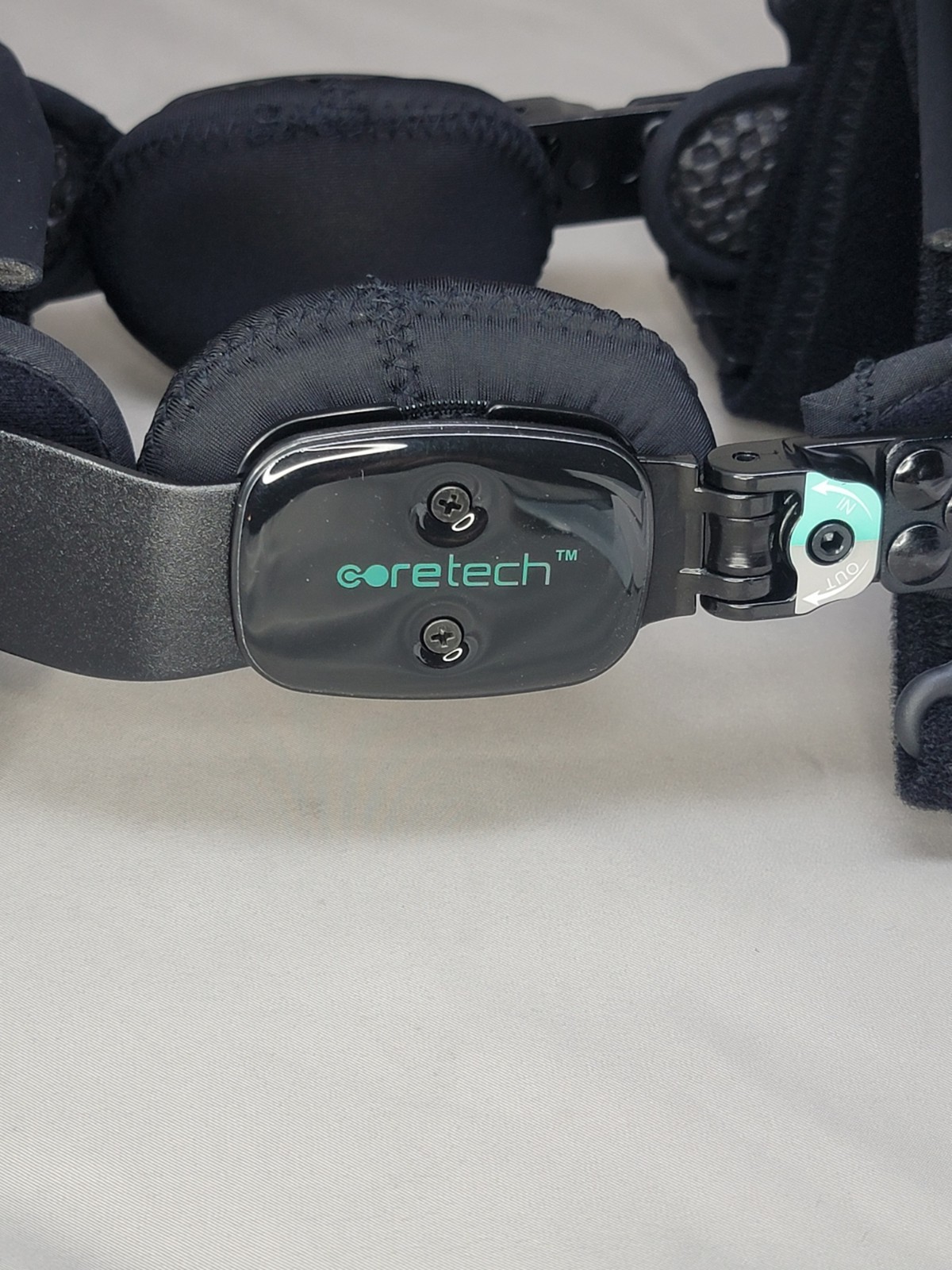 Coretech 845 OA Knee Brace Right for Stabilization Black SUP2079BLKRL New