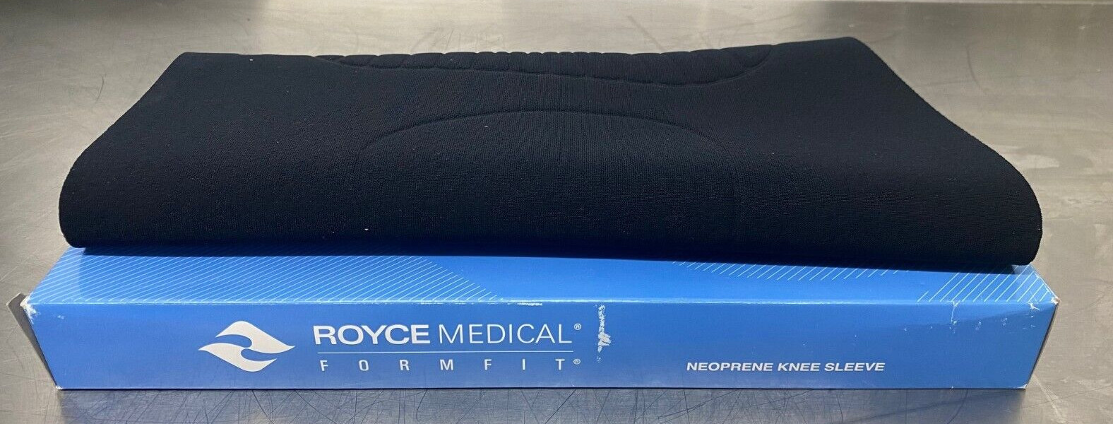 NEW ROYCE MEDICAL FORMFIT NEOPRENE KNEE SLEEVE 1/8″ SMALL