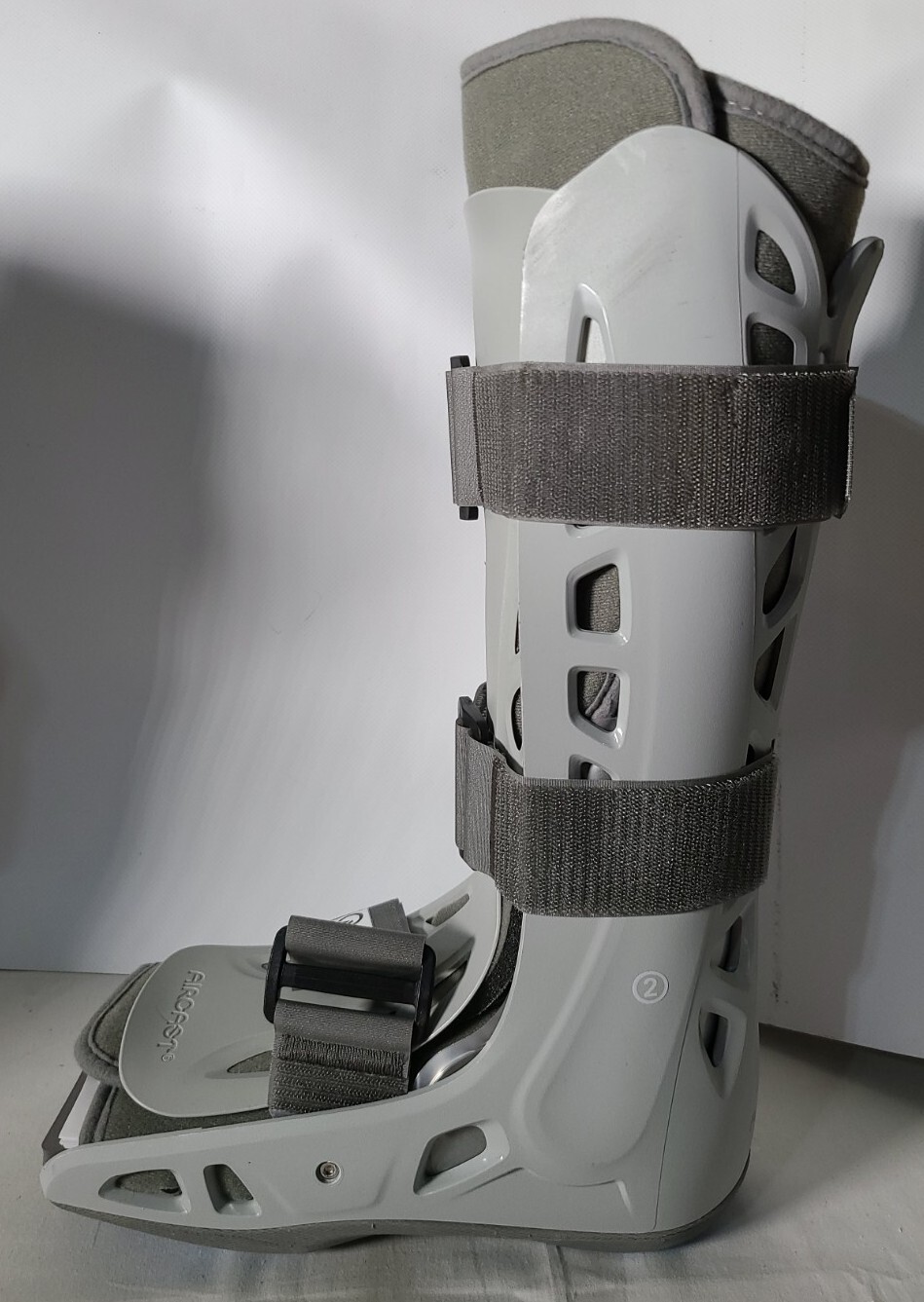 Aircast 01EF-M Standard Medium (bb)