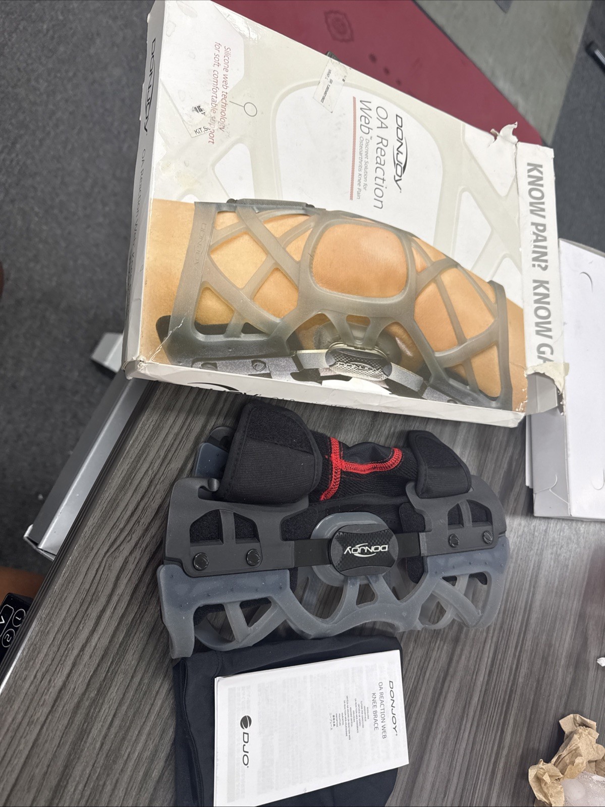 donjoy OA REACTION WEB knee brace 11-7427-3 MEDIUM