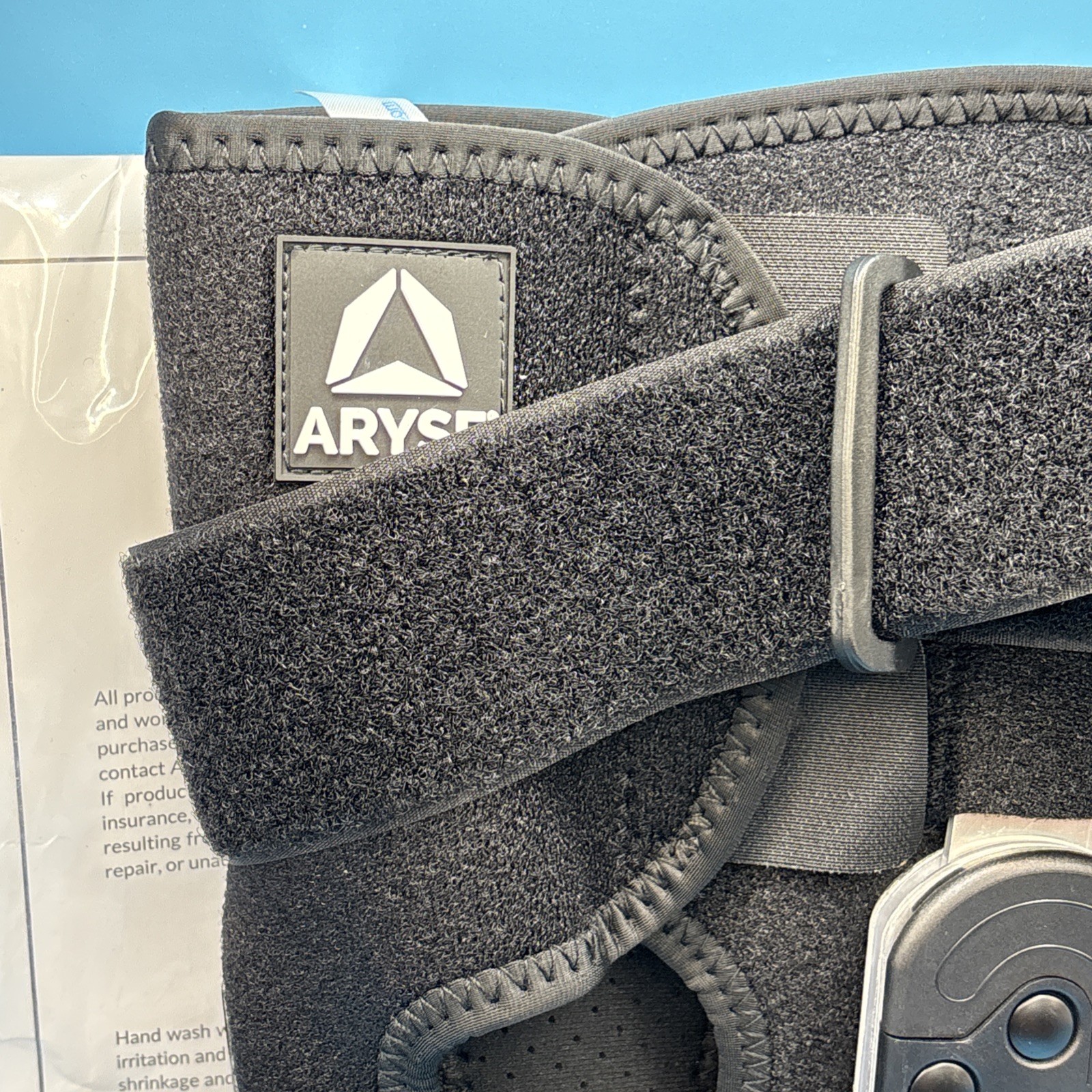 2021 Aryse Universal ROM Tru-Range Knee Brace Model L1833 – NIP, Never Used