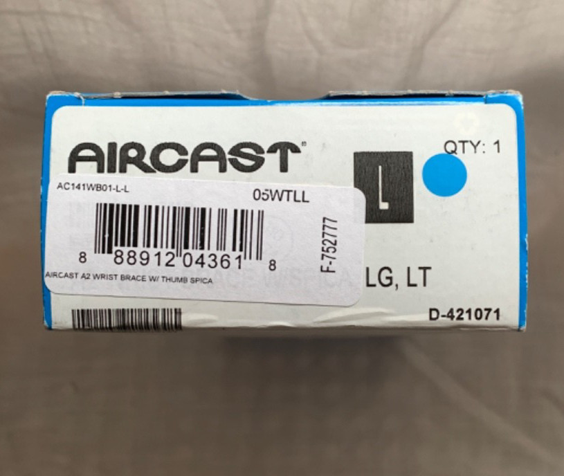Aircast A2 Wrist Brace w Thumb Spica, Large, Right, Customizable Fit, 05WTLL
