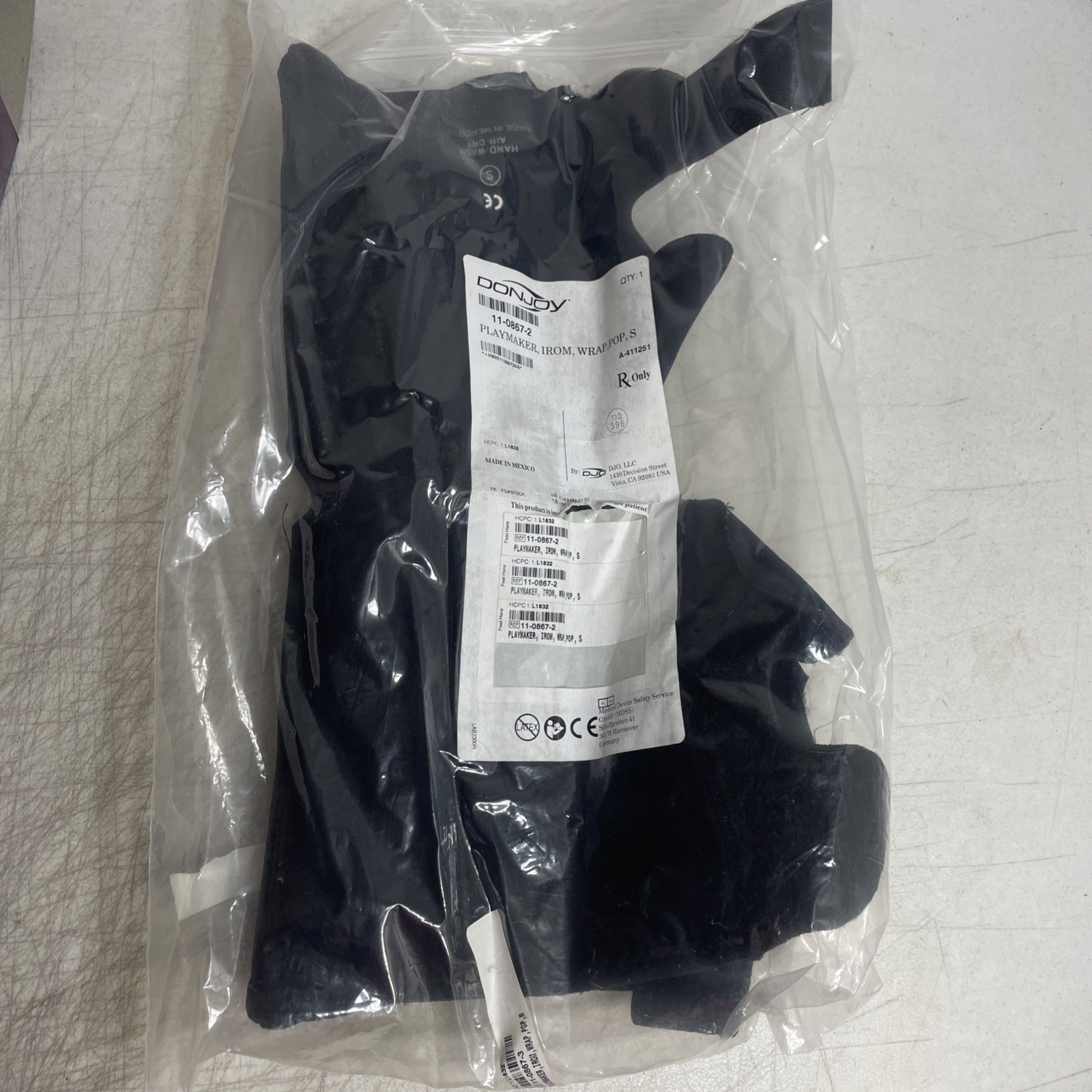Knee Immobilizer Stabilization Universal Knee Brace 14” never used splint.